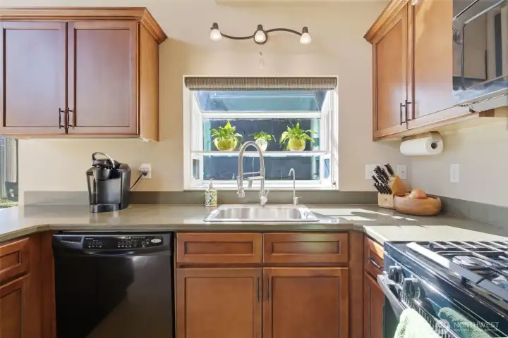 Perfect space to create an exceptional meal and still connect with your guests.