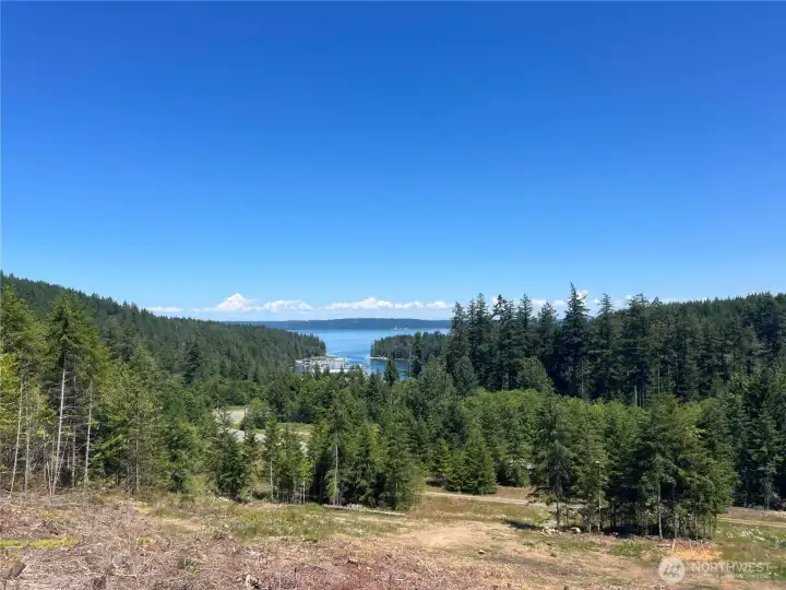 Incredible Cascade Mtn Range, Hood Canal & Pleasant Harbor below.