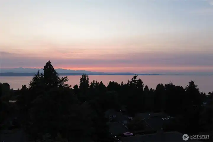 Enjoy amazing sunsets over Puget Sound.
