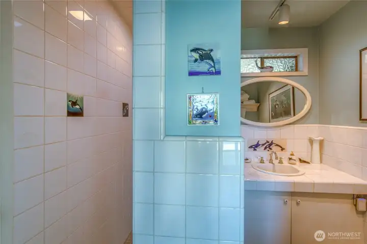 3rd bath for pool changing room