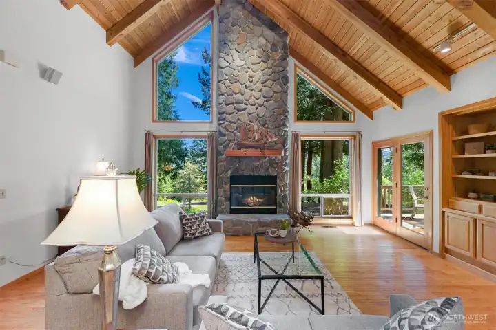 Beautiful custom home on a private quiet 3 acres w a shop Beautiful custom home on a private quiet 3 acres w a shop