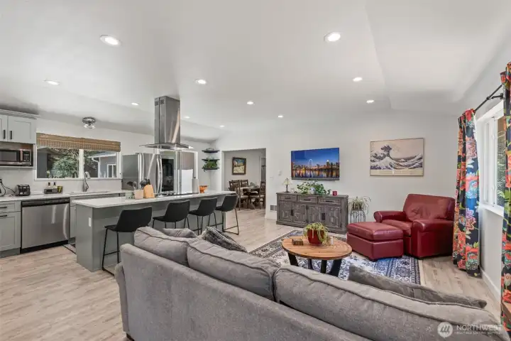 Living room w/ open floor plan Living room w/ open floor plan