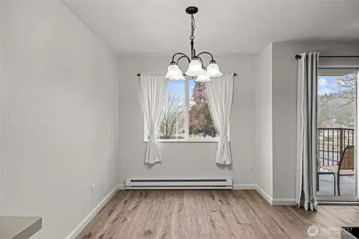Dining room. Dining room.