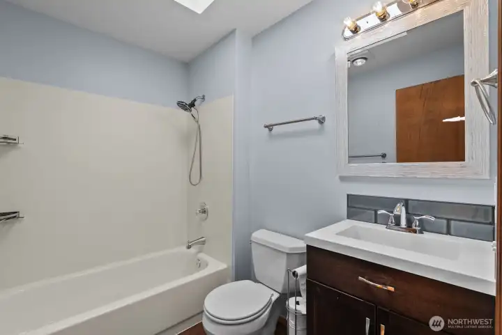 Full bath upstairs