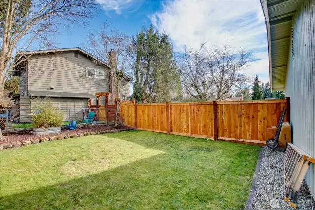 Fully fenced back yard
