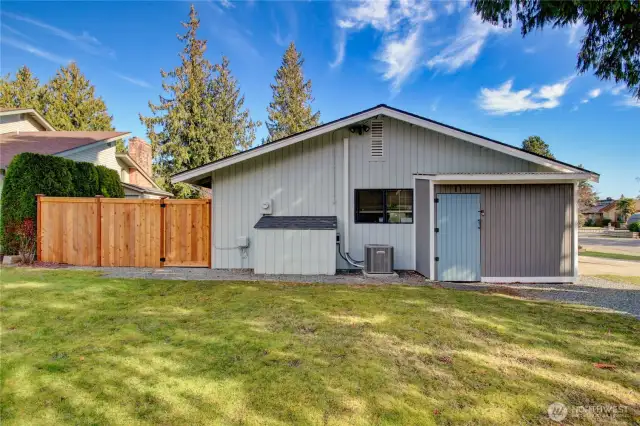 2 Shed storage units