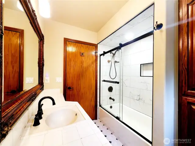 Hall bathroom.