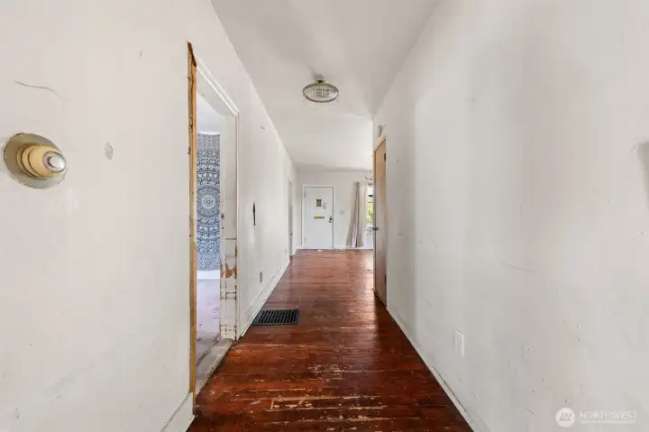Upper level unit 1