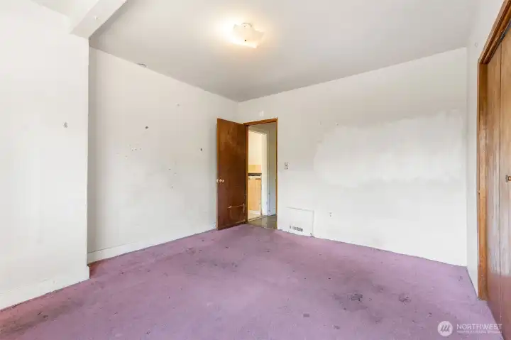 Upper level unit 1
