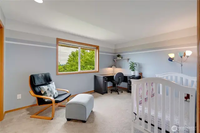 Good sized guest bedroom #1...