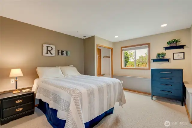 Downstairs bedroom...