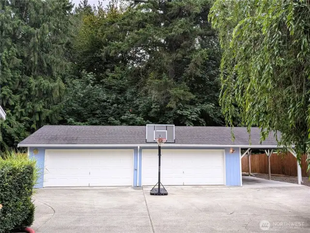 Say Yes to this address. 7 covered parking spaces. .295 acre private location. No HOA!. Private setting backs up to greenbelt. Welcome to #7120 242nd St E, Graham, WA 98338.