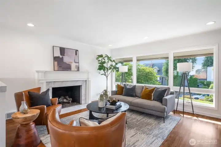 Gas fireplace