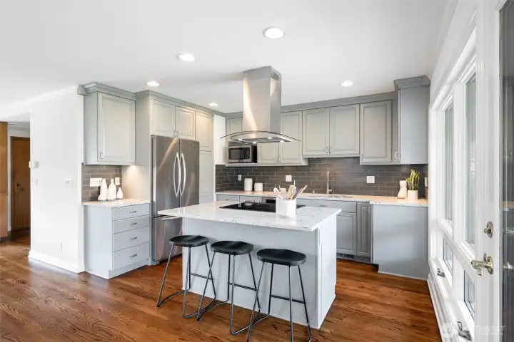 Upgraded kitchen with induction oven