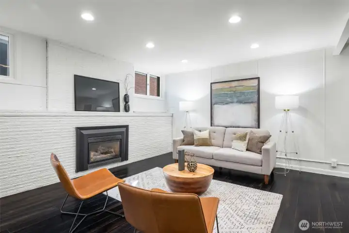 2nd gas fireplace