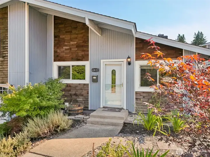 Beautiful updated split-level home for sale in North Tacoma near Proctor District — 4612 N 21st St, Tacoma, WA 98406. Features include modern exterior design, attached garage, landscaped front yard, large windows, and easy access to local parks, schools, shopping, restaurants, hospitals, restaurants, and Ruston Way, oceanfront, Puget Sound. Great opportunity for buyers seeking a well-maintained Tacoma home in a desirable neighborhood with no HOA!