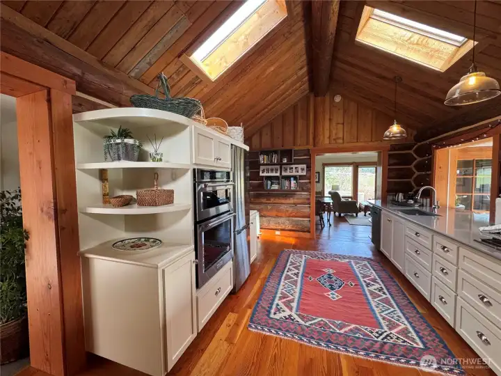 Light filled gourmet kitchen all year long, easy to entertain and stay connected. Light filled gourmet kitchen all year long, easy to entertain and stay connected.