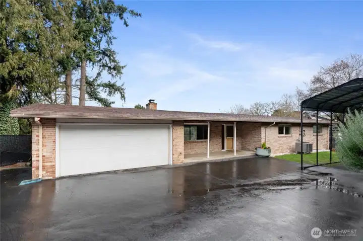 Outstanding opportunity to own this rambler with daylight basement !