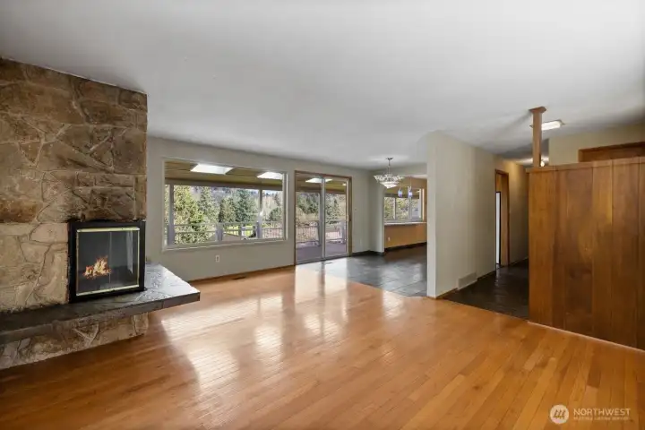The original 1962 hardwood floors are beautiful!