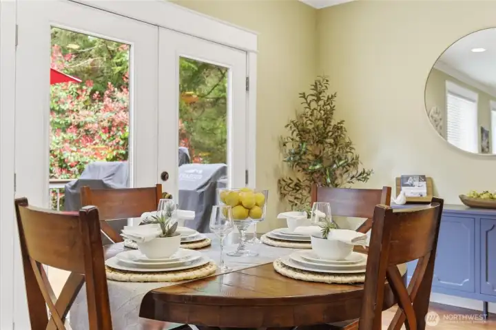 Light & Bright Dining Area