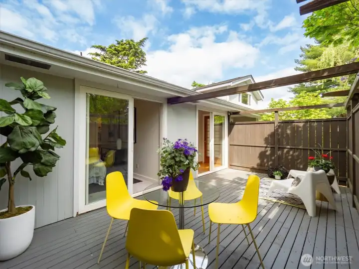With access to a private front porch.