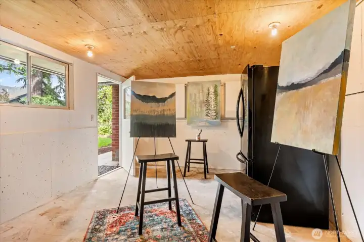 250 square foot bonus space.
