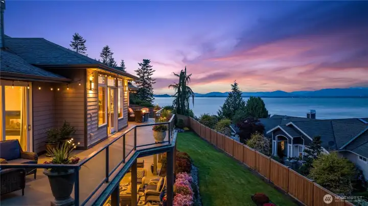 Peaceful and Protected, Minutes from Beaches and Parks~