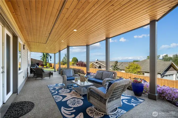 More Space to Relax and Enjoy your Gated, Secure Yard~