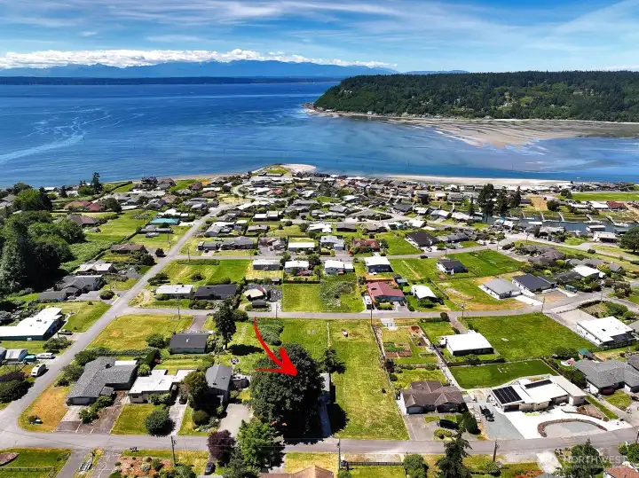 A bird's eye view of this sought after seaside community.
