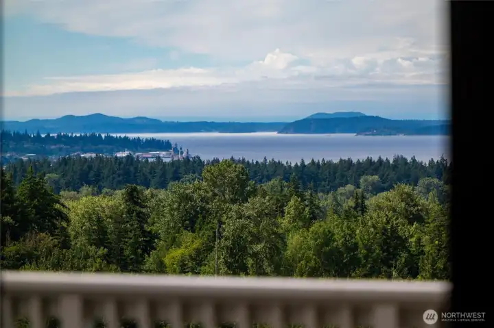 The views from this property are truly breathtaking! The views from this property are truly breathtaking!