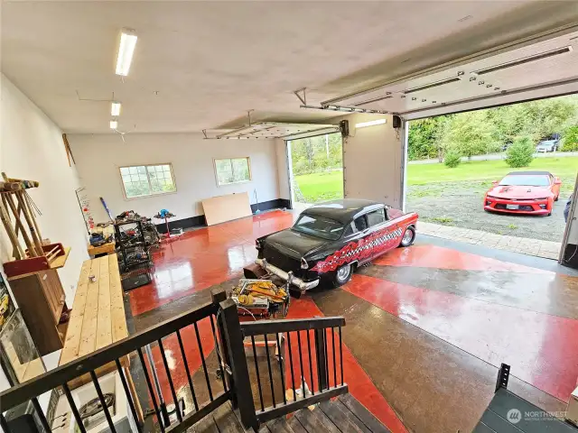 14' ceilings and room for 4 cars in the attached garage