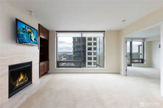 Beautiful and bountiful natural light from walls of south-facing windows.