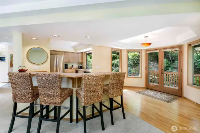 Kitchen with breakfast bar.