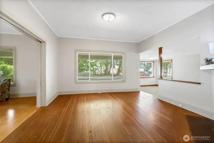 Living room off dining area w/gas fireplace