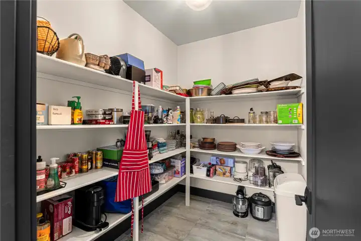 Large Walk-in Pantry