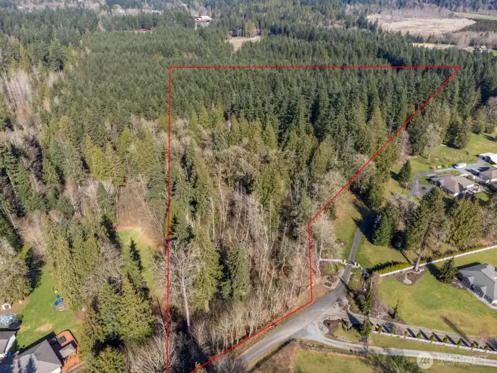 Last vacant lot on the street. Boundary lines are approximate.