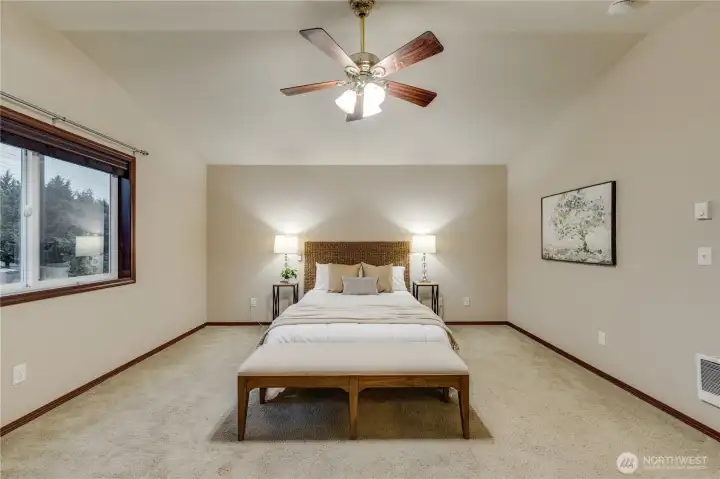 Grand Primary has soothing neutral paint color & ceiling fan for white noise