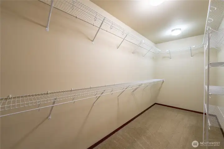 LONG Walk In Closet