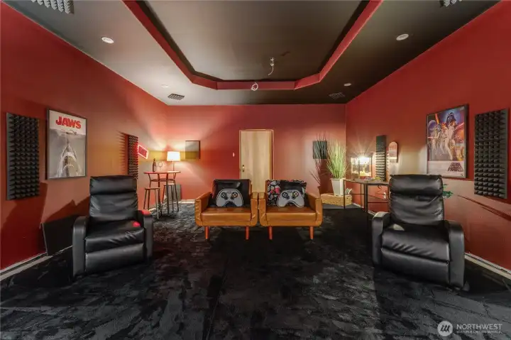 The Sweet Spot is right where it all comes together, just perfectly. Just like YOU, finding this home, w/this room!