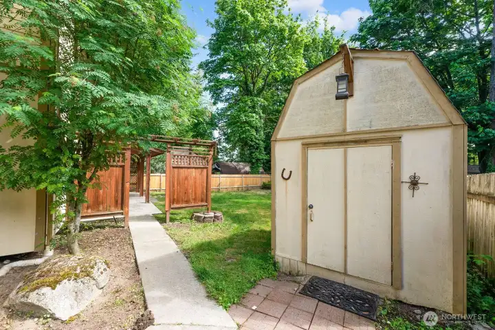Storage shed off of backyard and c