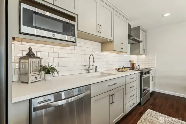 Subway tile backsplash adds a clean, modern touch.