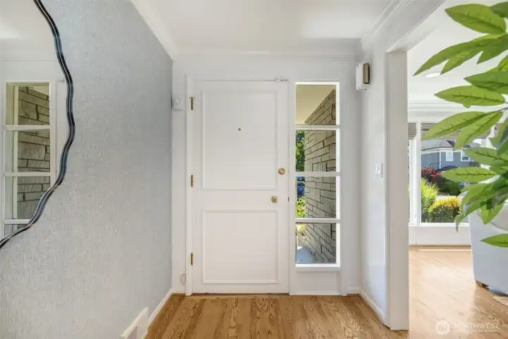 Come on in! Come on in!