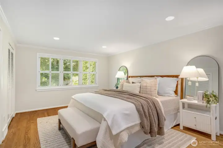 Wall of closets to the left. Wall of closets to the left.