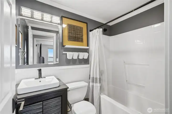 Main Bathroom
