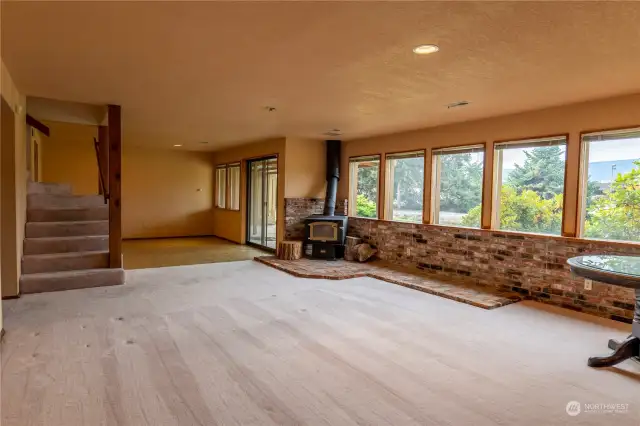 Lower Living room