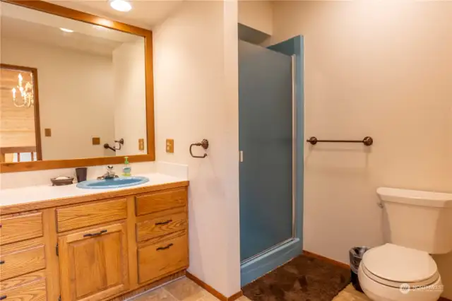 Upper bathroom