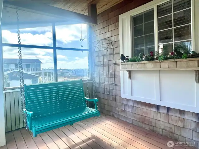 Front porch swing!