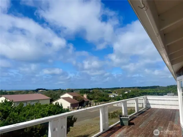views of the Pacific Ocean