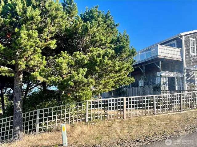 Corner lot