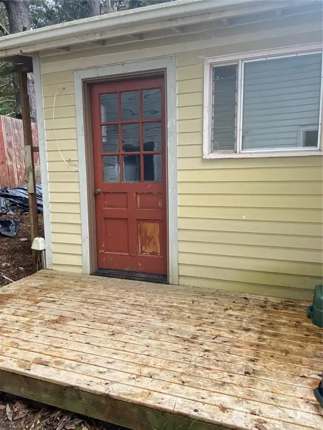 Enter from back door     facing side of garage